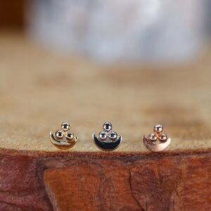 Solid 14k yellow, white or rose gold 3mm tribead moon press fit end